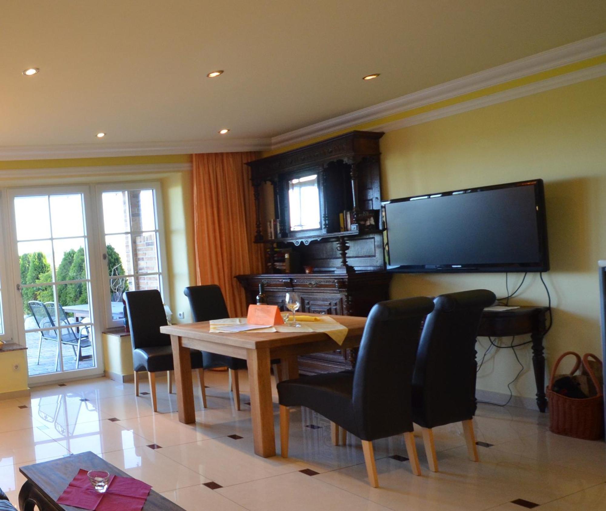 Reet Hausteile Sonnenkliff Und Kamp Apartment Gager Bilik gambar