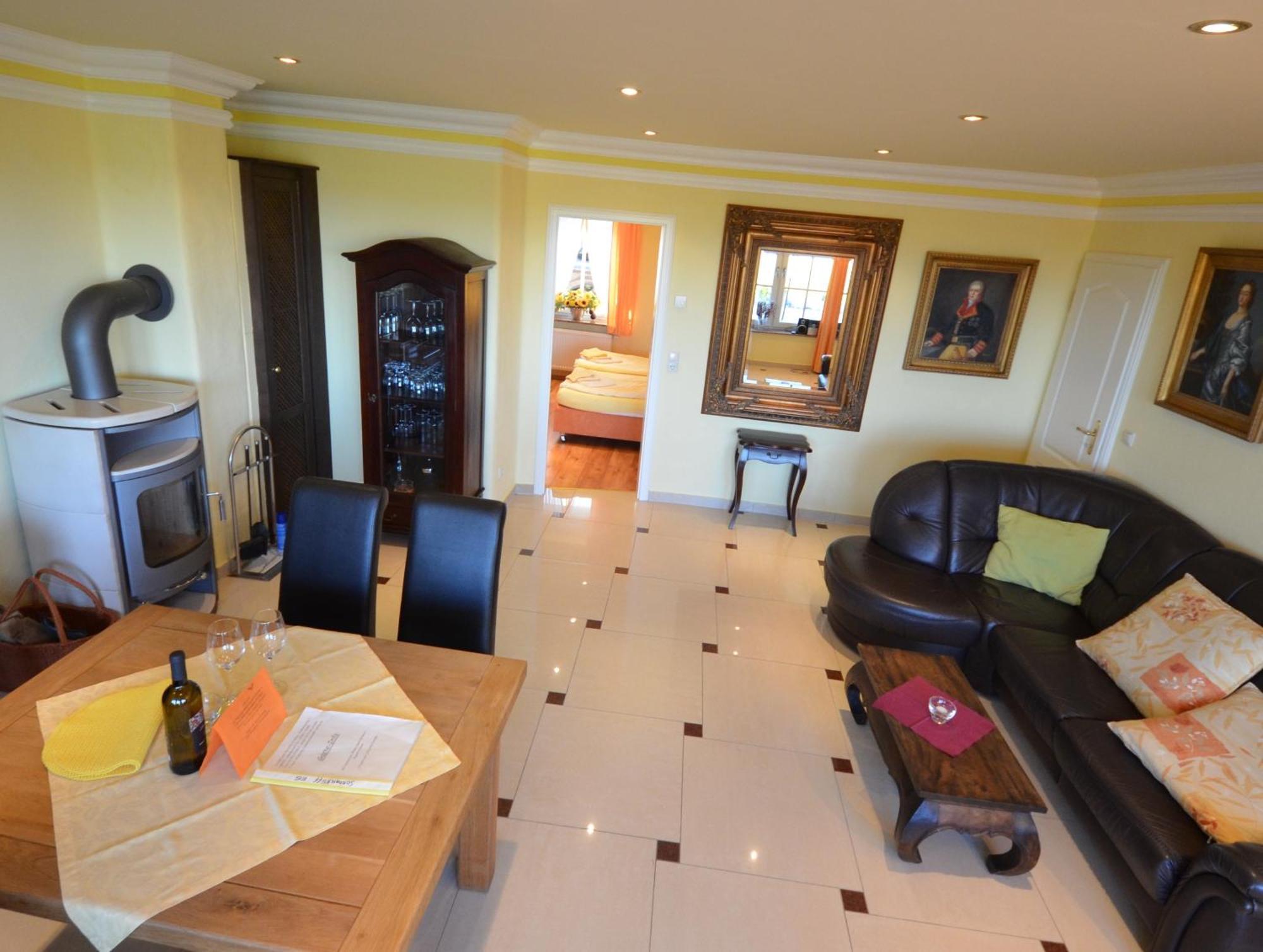 Reet Hausteile Sonnenkliff Und Kamp Apartment Gager Bilik gambar