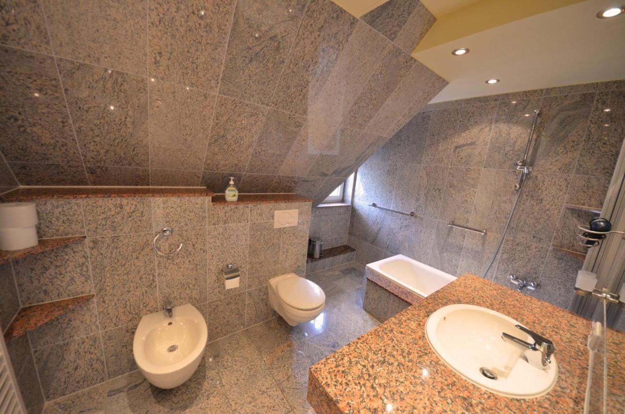 Reet Hausteile Sonnenkliff Und Kamp Apartment Gager Luaran gambar